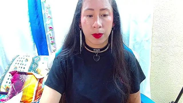 Gia leinn online show from March 27, 3:56 pm