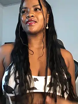 Snapshot of ValerieBlakee chatting on May 27, 9:56 pm ValerieBlakee online show from May 27, 9:56 pm