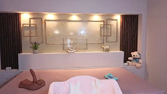 ChloeMoon9 online show from November 2, 12:07 pm