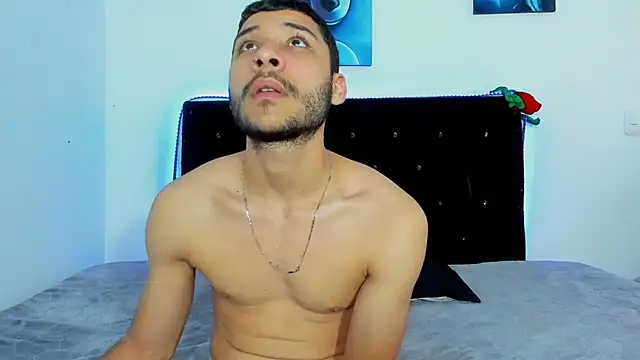 Snapshot of MarcusRosse chatting on November 25, 3:23 pm MarcusRosse online show from November 25, 3:23 pm