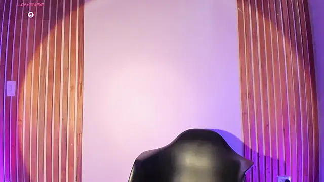sweetviolet   online show from May 31, 12:56 pm