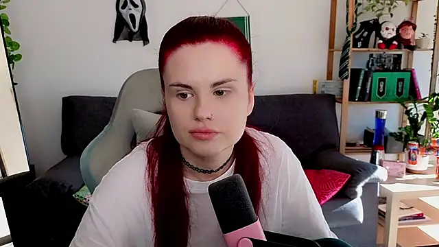 Snapshot of Della_Ideal chatting on November 18, 10:52 am Della Ideal online show from November 18, 10:52 am