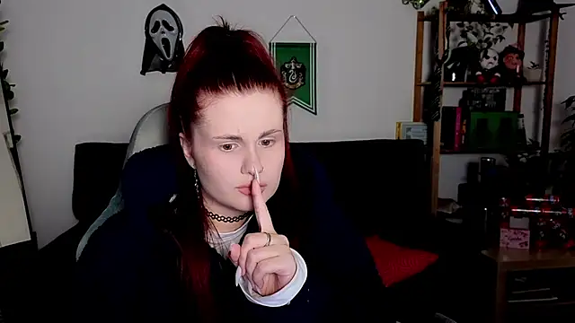 Snapshot of Della_Ideal chatting on November 26, 5:47 pm Della Ideal online show from November 26, 5:47 pm