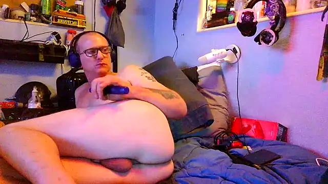 PornStro921 online show from March 21, 8:19 am