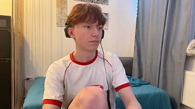 Snapshot of tommy_colson chatting on December 15, 8:02 pm tommy colson online show from December 15, 8:02 pm