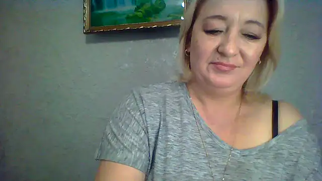 ArielXLoveresss online show from October 5, 7:17 am