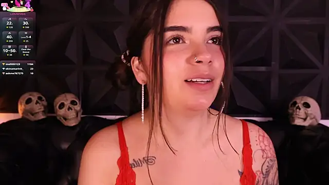 DaphneGlas online show from October 28, 1:03 pm