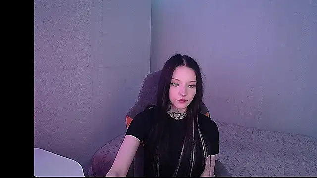 Snapshot of mefwhore chatting on October 15, 4:18 pm mefwhore online show from October 15, 4:18 pm