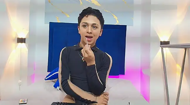 Snapshot of Dante_bre chatting on March 15, 9:27 pm Dante bre online show from March 15, 9:27 pm