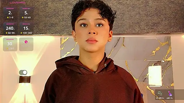Snapshot of Dante_bre chatting on October 2, 12:01 pm Dante bre online show from October 2, 12:01 pm