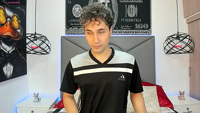 Snapshot of buddy_whitte chatting on December 14, 12:10 pm buddy whitte online show from December 14, 12:10 pm