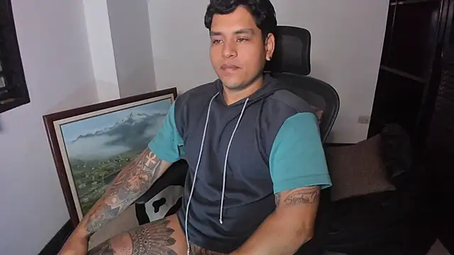 maxflurry  online show from September 12, 9:42 am