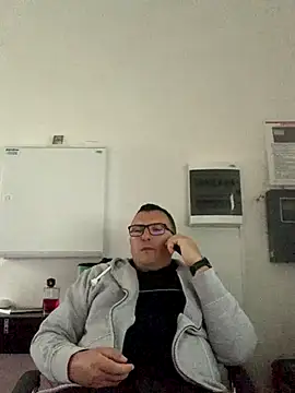 Mike8523 online show from September 28, 4:29 am