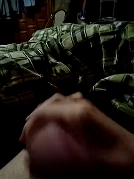 Snapshot of surfacespurt54 chatting on February 24, 9:09 pm surfacespurt54 online show from February 24, 9:09 pm