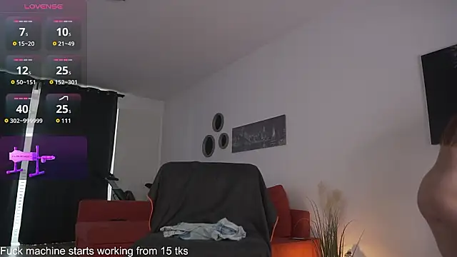 Jessi Q online show from February 11, 6:40 am