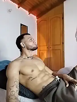 Snapshot of morenosiam chatting on November 20, 12:55 am morenosiam online show from November 20, 12:55 am