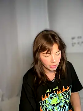 Snapshot of NaughtyLittleVeteran chatting on October 24, 8:11 am NaughtyLittleVeteran online show from October 24, 8:11 am