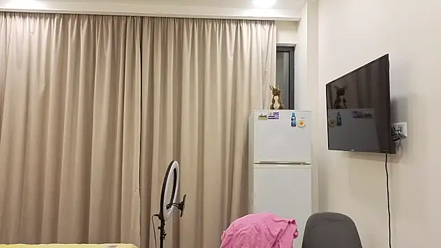  KissMyAss  online show from March 2, 9:21 pm