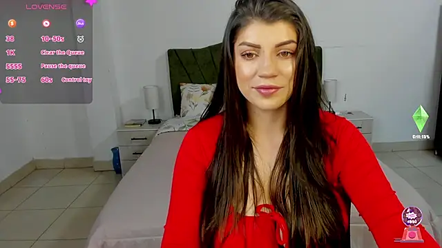 camila tailors online show from March 18, 2:26 pm