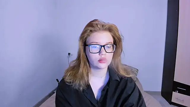 LaseyMoon online show from November 16, 1:33 am