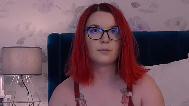 Snapshot of KailyKay chatting on October 8, 6:05 pm KailyKay online show from October 8, 6:05 pm