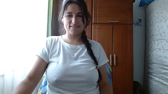 Escarcha-blue online show from May 26, 9:44 pm
