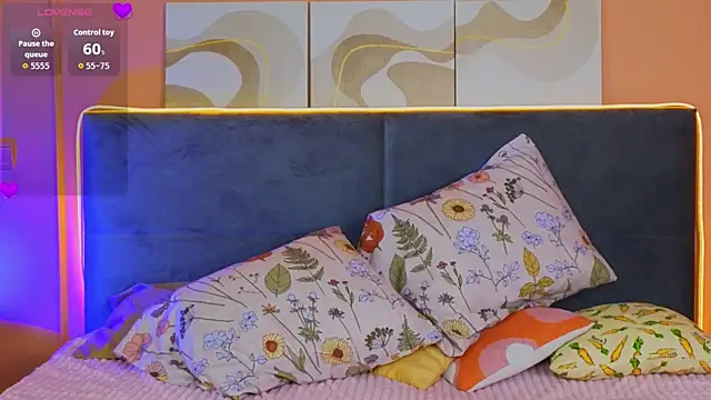 Snapshot of Eva_Starlight chatting on September 14, 4:11 am Eva Starlight online show from September 14, 4:11 am