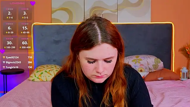 Snapshot of Eva_Starlight chatting on September 29, 5:18 pm Eva Starlight online show from September 29, 5:18 pm