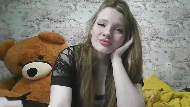 Eveline May online show from March 16, 6:34 pm