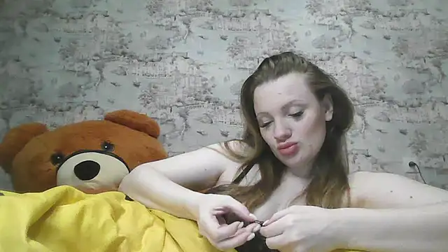 Eveline May online show from March 19, 8:54 pm