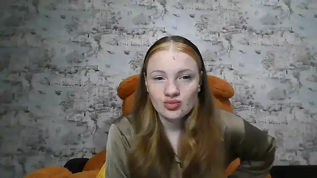 Eveline May online show from September 18, 2:08 pm