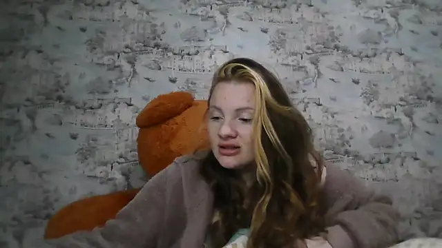 Snapshot of Eveline_May chatting on October 23, 3:00 pm Eveline May online show from October 23, 3:00 pm