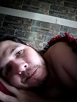 Snapshot of matthewlatin chatting on March 31, 10:32 pm matthewlatin online show from March 31, 10:32 pm