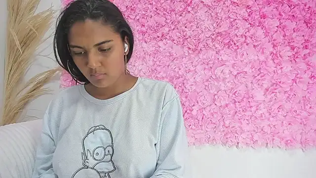 Melodymoore  online show from January 17, 10:13 pm