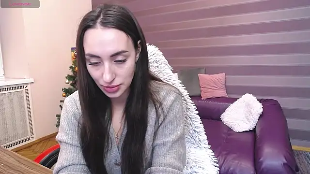 JenniferStone online show from December 22, 8:11 am