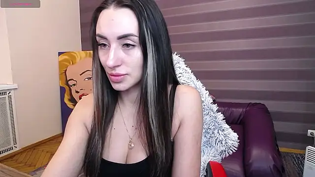 JenniferStone online show from February 9, 8:07 am