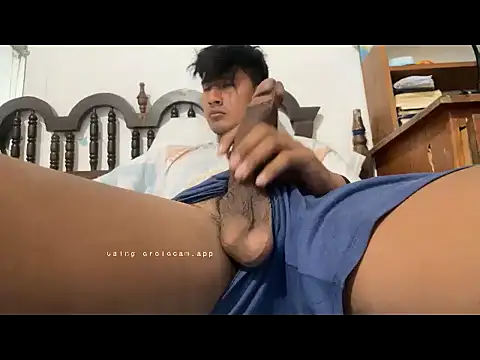 andresalvia19 online show from September 10, 8:20 pm