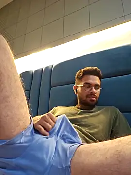 Snapshot of ayush292000 chatting on September 10, 5:13 pm ayush292000 online show from September 10, 5:13 pm