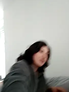 MiaM00 online show from March 14, 5:02 pm