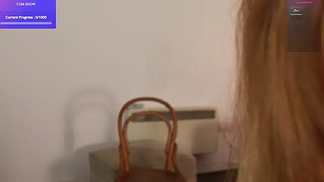 MiaM00 online show from May 20, 2:56 pm