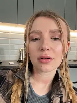 EvaBrooklyn online show from March 3, 12:48 pm