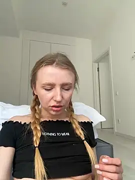 EvaBrooklyn online show from March 7, 9:40 am