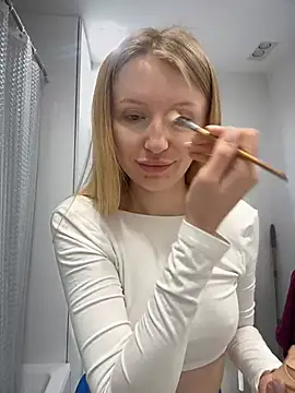 EvaBrooklyn online show from March 9, 1:26 pm