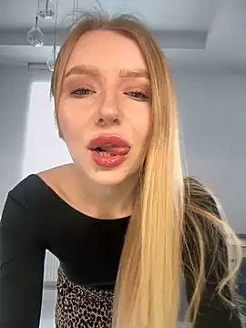 EvaBrooklyn online show from March 13, 11:41 am