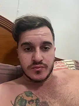 spidersA online show from February 13, 7:26 am