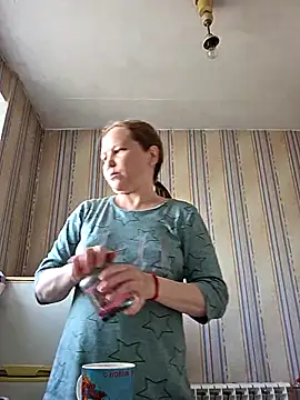 -Kathrine kit- online show from October 28, 8:51 am