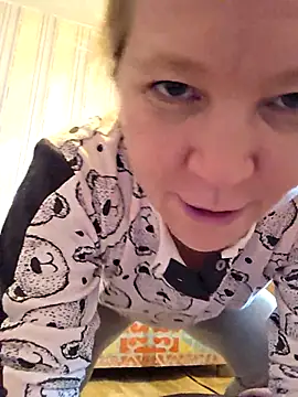 -Kathrine kit- online show from November 2, 8:39 am