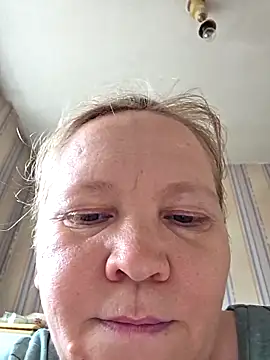 -Kathrine kit- online show from November 7, 9:42 am