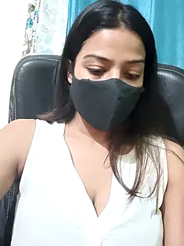 Snapshot of CRAZY__BITE chatting on February 7, 9:29 pm CRAZY BITE online show from February 7, 9:29 pm