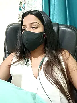 Snapshot of CRAZY__BITE chatting on February 9, 7:29 pm CRAZY BITE online show from February 9, 7:29 pm